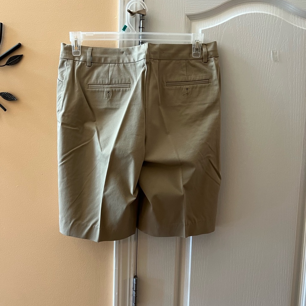 Casual walking shorts - Picture 2 of 3